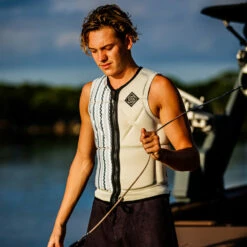 Follow Unity Gilet D'impact Homme Beige 6 Follow Unity Gilet D'impact Homme Beige -World Nautic Center Soldes f13205of 2 0 1